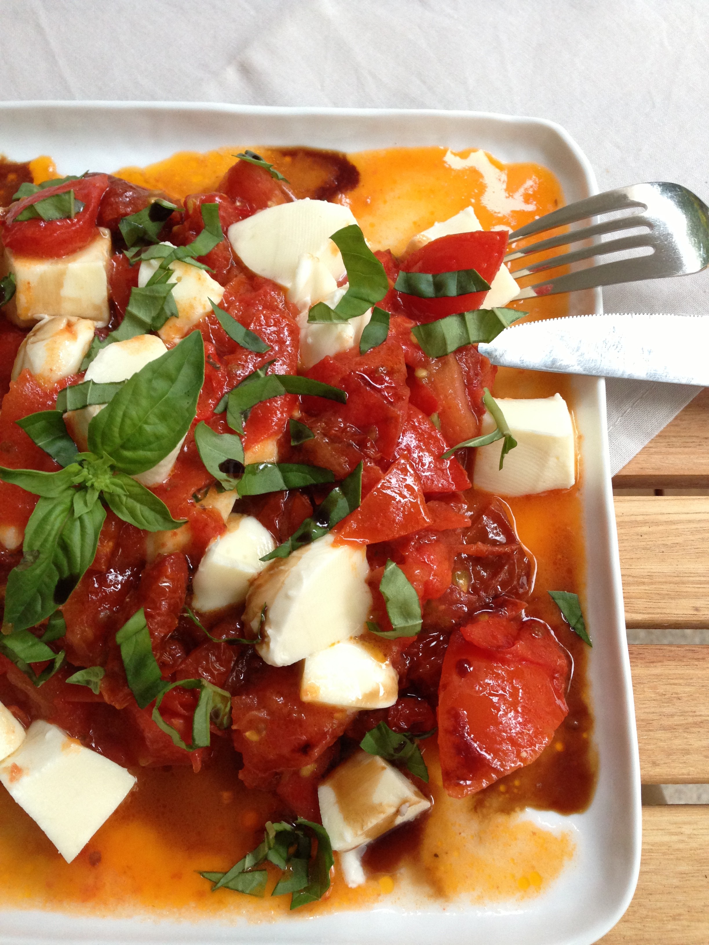 Mozzarella mit Tomatenragout oder &amp;quot;Caprese mal anders&amp;quot; - nämlich warm ...