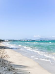 Saubere Strände dank Plastikverbot auf Mallorca 2021